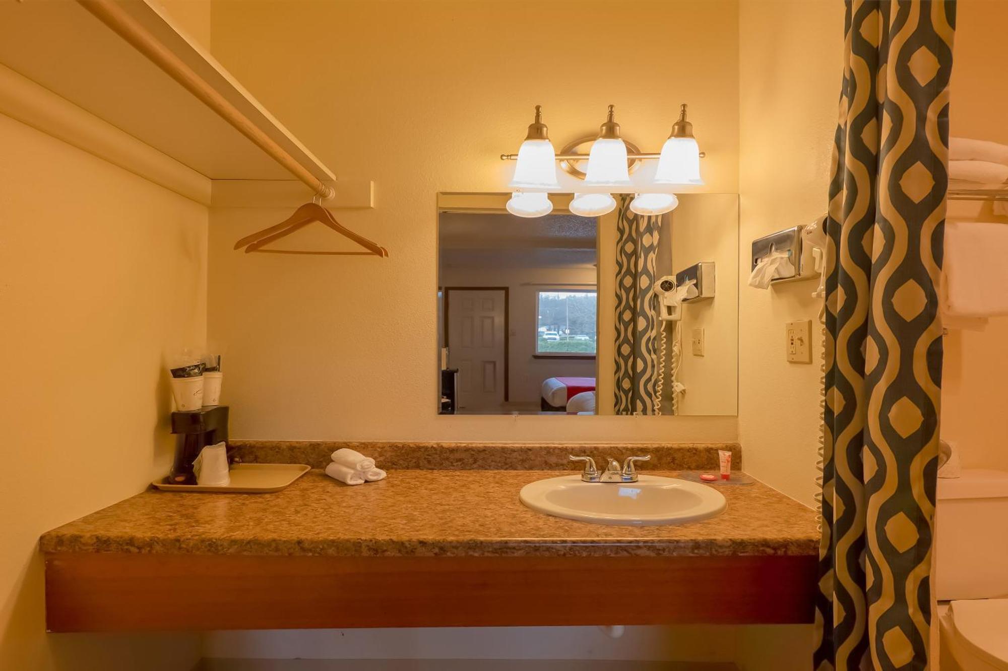 Oyo Hotel Chehalis I-5 South מראה חיצוני תמונה
